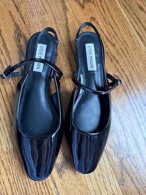 Steve Madden Black Patent Slingback Flats with Ankle Strap